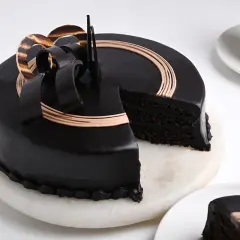 Round Delicious Chocolate Cake