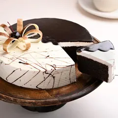 Rich Elegance Choco Vanilla Cake