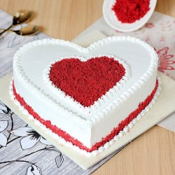 Love Heart Vanilla Cake 1 kg