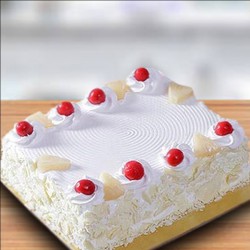 Creamy Sweet Pineapple Cake 1.5 Kg