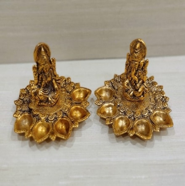 Laxmi Ganesha with Diyas Combo Idols